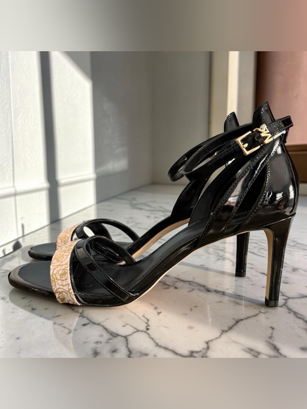Nwot Michael Kors Patent Leather Strappy high Heel sandal - Picture 10 of 11